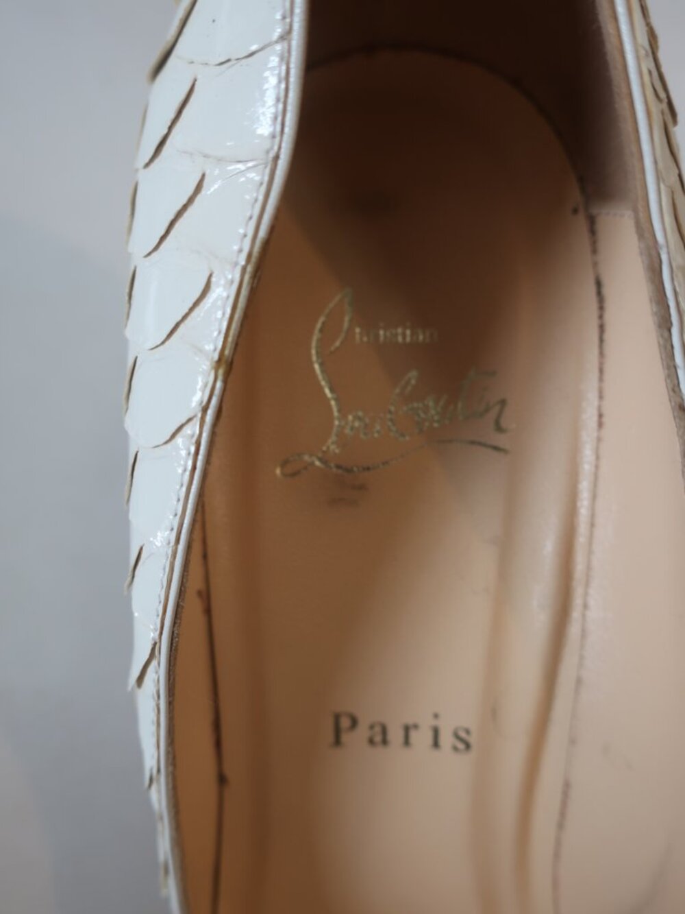Authentic Christian Louboutin White So Kate Python Leather Heel Pump 38.5 US/8.5 - Picture 9 of 16